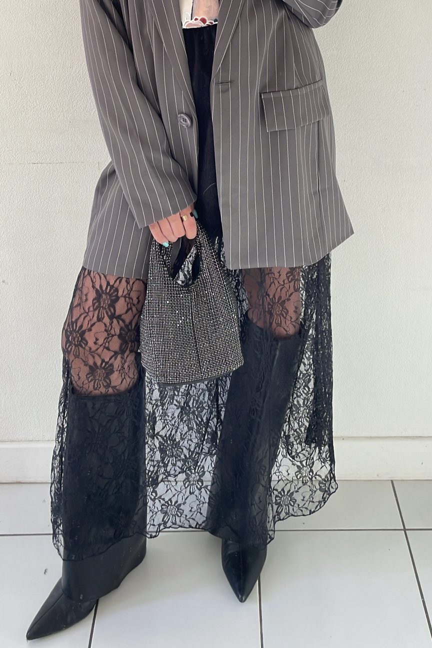 JUPE LOLA - NOIRE EN DENTELLE